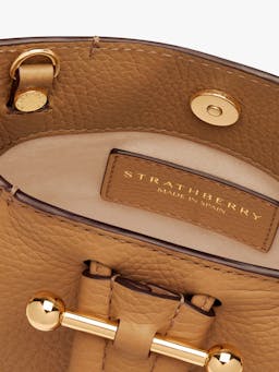 Caramel Osette crossbody bag Osette Crossbody Strathberry    - Collagerie