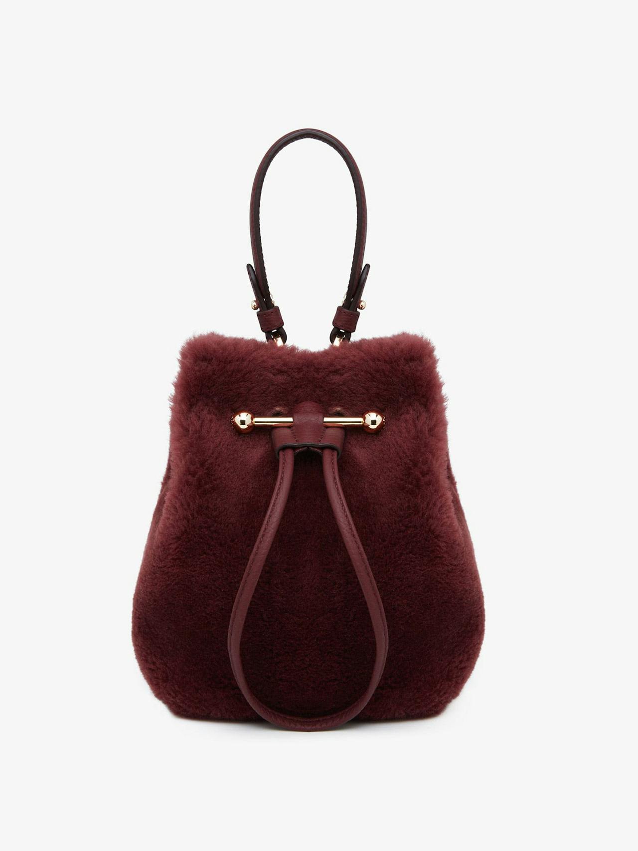 Oxblood shearling Osette bucket bag Osette Strathberry    - Collagerie