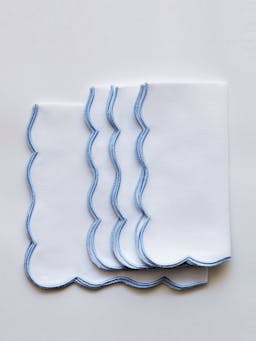 Embroidered light blue scallop napkins, set of 4 SALES Maison Margaux    - Collagerie