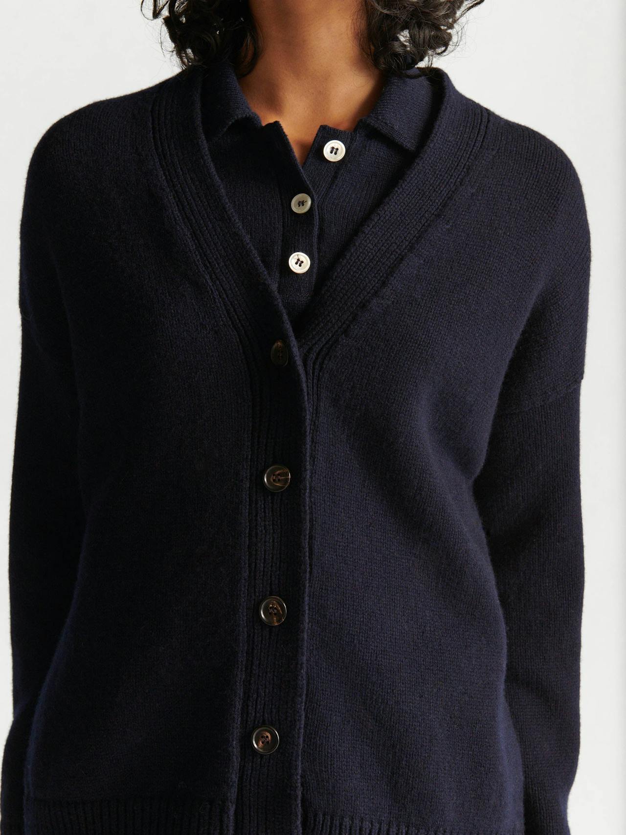 Navy Geelong wool Maura v-neck cardigan Clothing &Daughter    - Collagerie