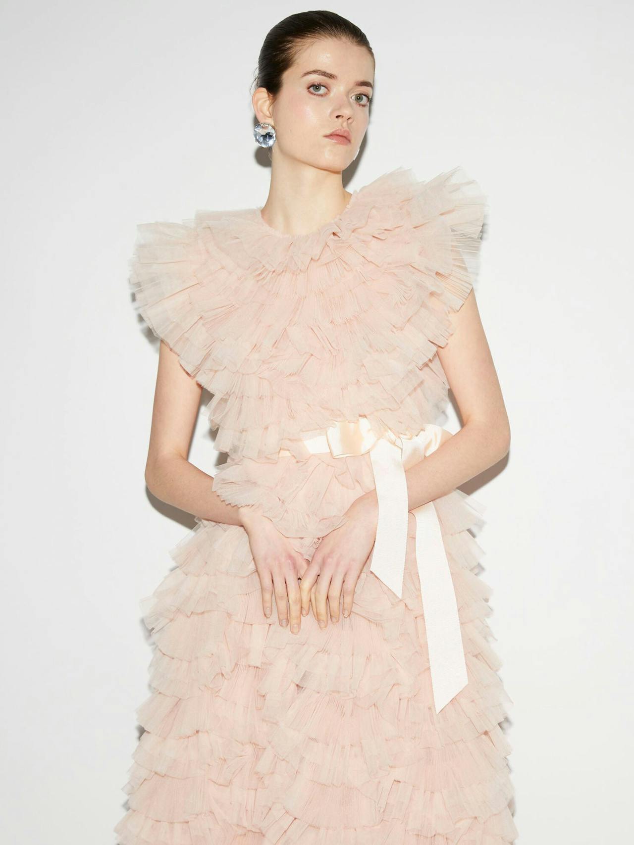 Annalise gown peach tulle Gown Huishan Zhang    - Collagerie