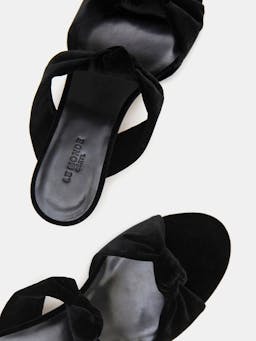 Black velvet knot sandal kitten heels Footwear Le Monde Beryl    - Collagerie