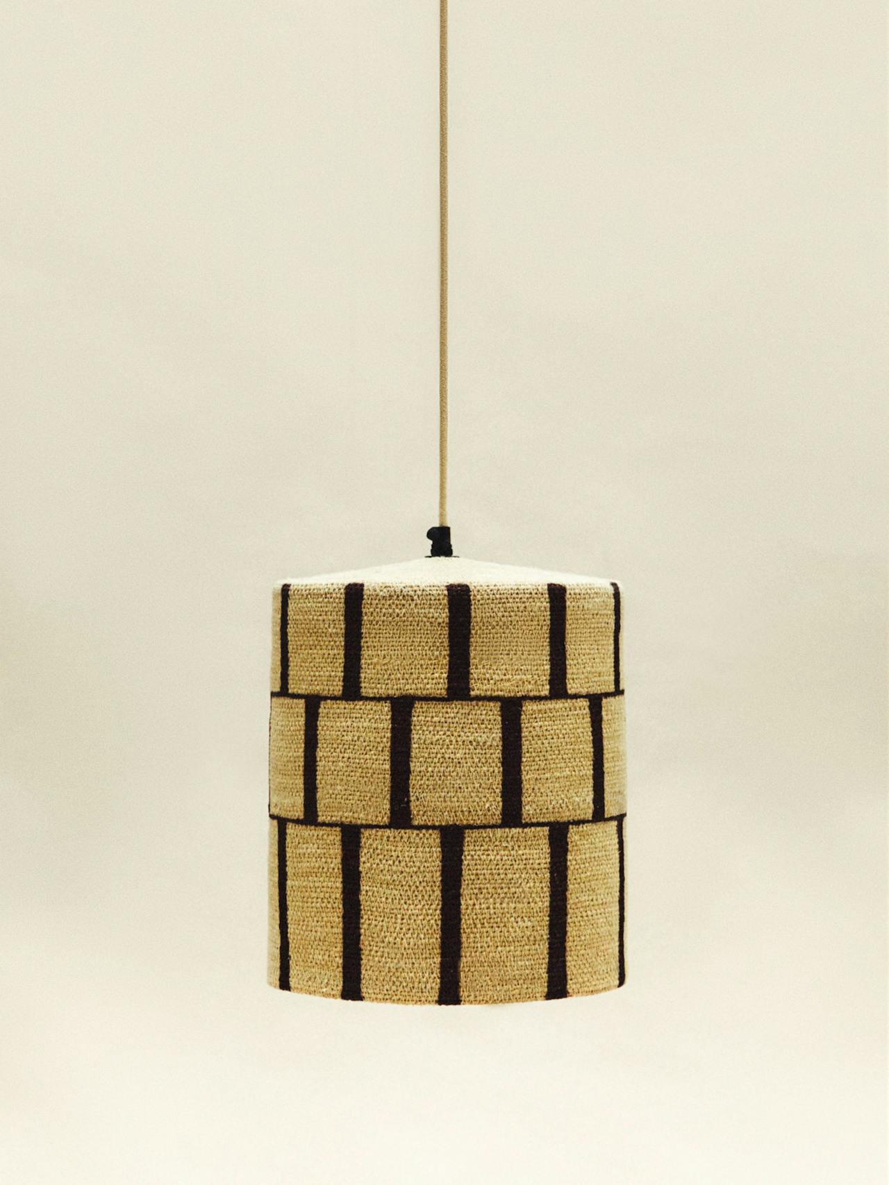 Striped seagrass ceiling lamp