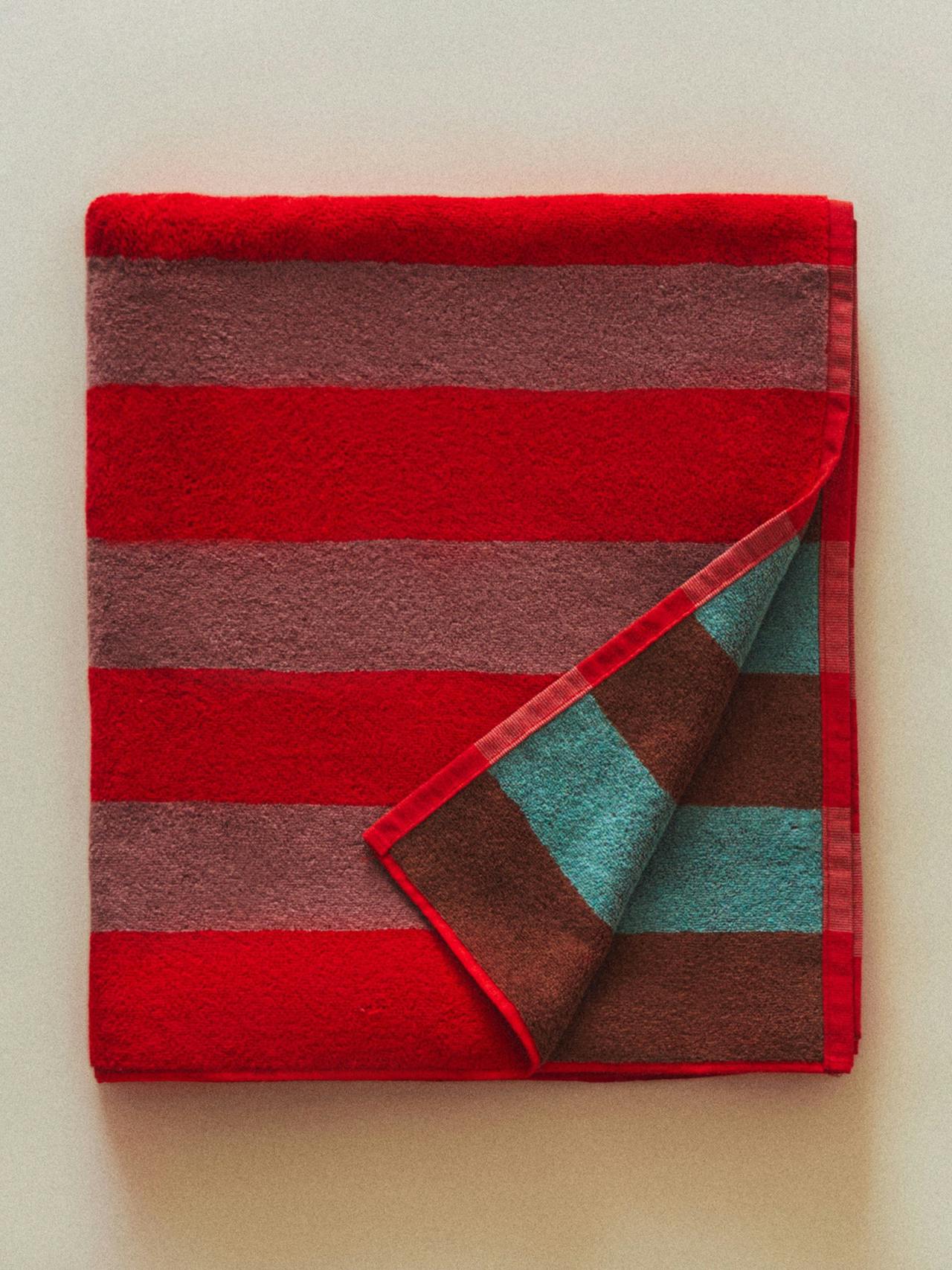 Reversable striped cotton towel