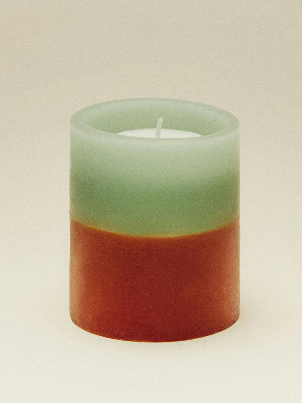 Pear & Tonka scented candle