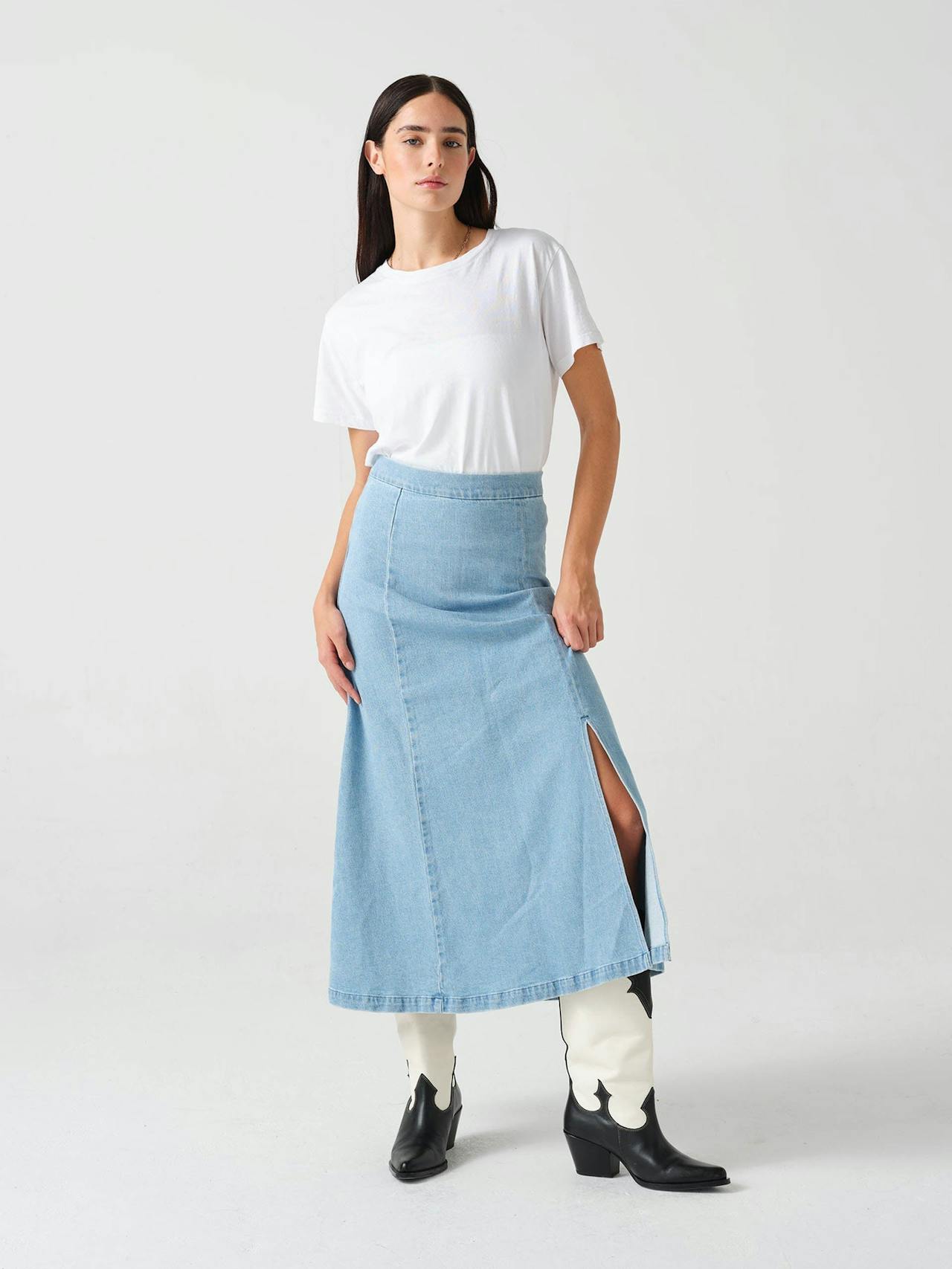 Faye slip skirt in oceanic blue 6204520090 Seventy + Mochi    - Collagerie