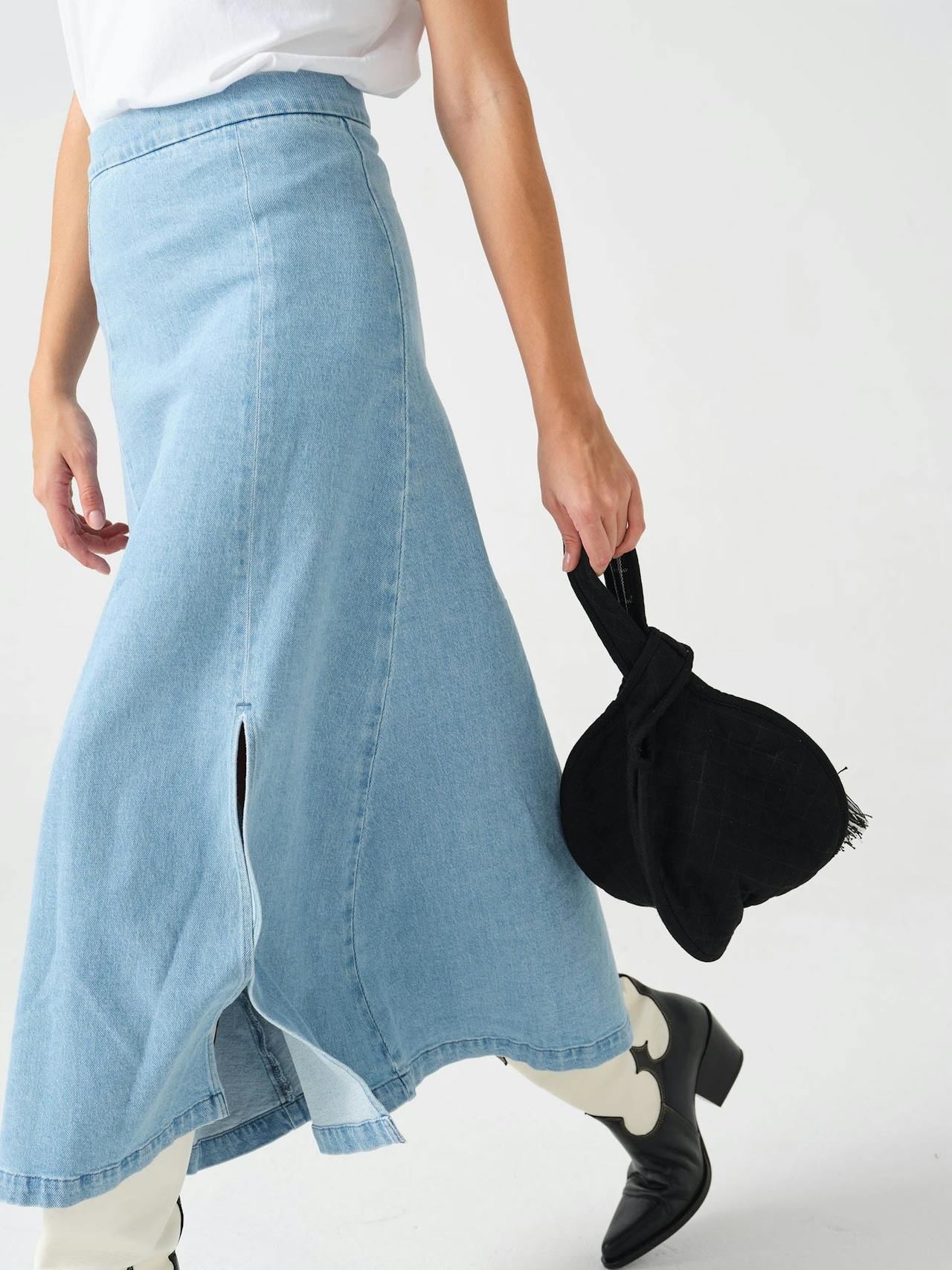 Faye slip skirt in oceanic blue 6204520090 Seventy + Mochi    - Collagerie