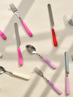 Rose pale cutlery in stainless steel  Domenica Marland    - Collagerie