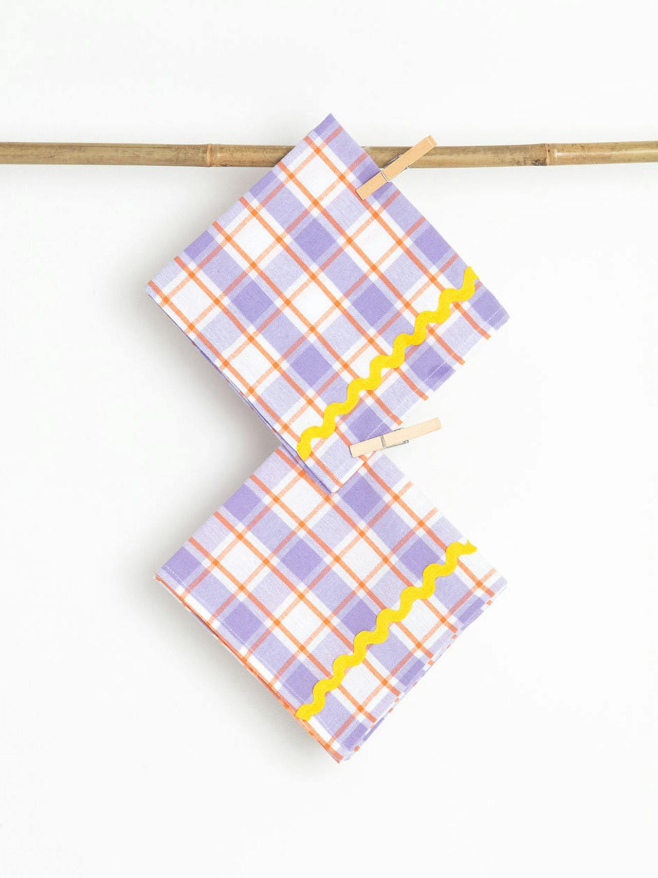 Purple and yellow napkins (set of 2)  Domenica Marland    - Collagerie