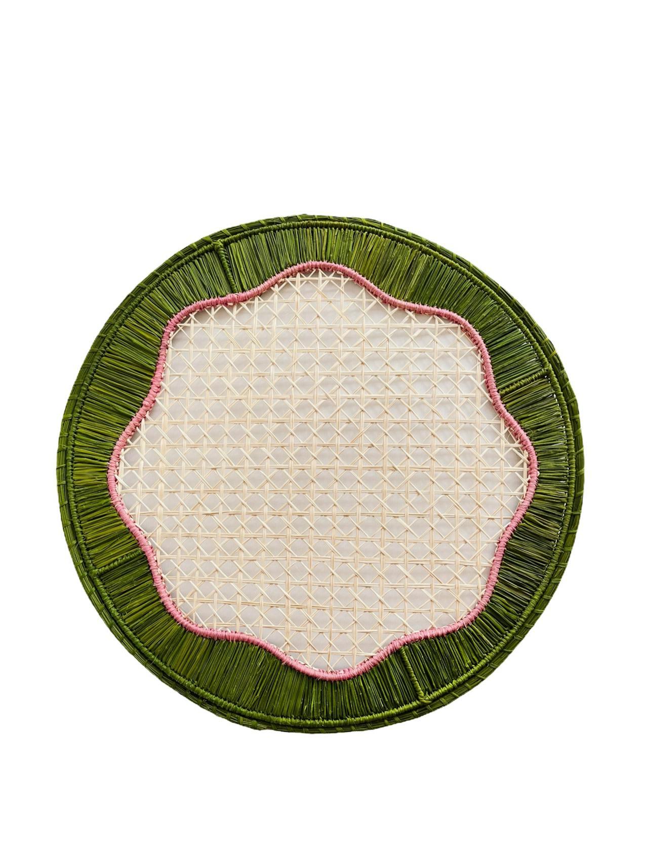 Wavy pink and green placemat with thick edge