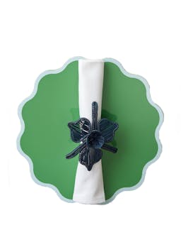 Wiggle placemat in white and green  Domenica Marland    - Collagerie