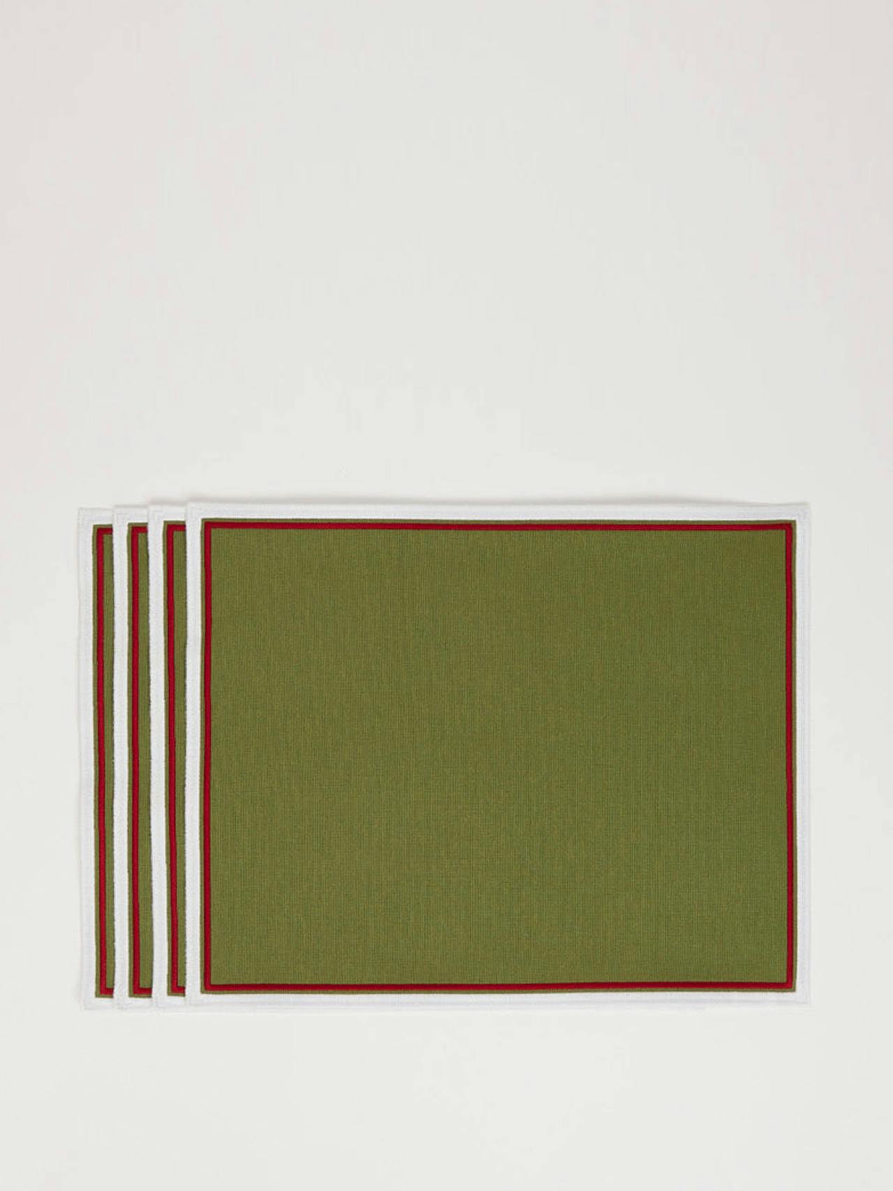 Festive green napkins and placemats, set of 4