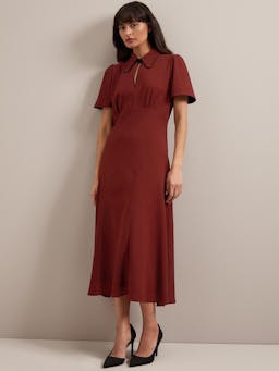 Dark red Reya techni voile midi dress Dress Cefinn    - Collagerie