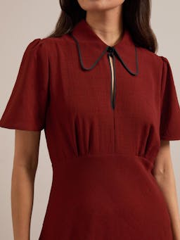 Dark red Reya techni voile midi dress Dress Cefinn    - Collagerie