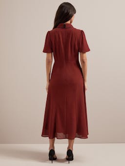 Dark red Reya techni voile midi dress Dress Cefinn    - Collagerie