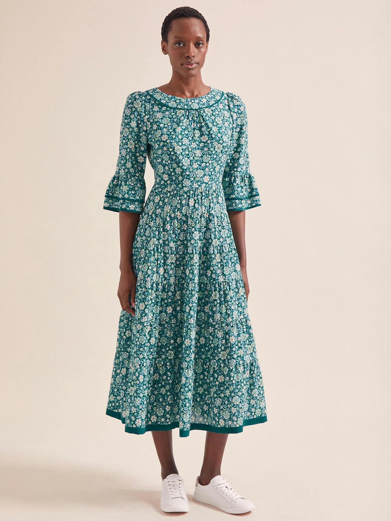 Green ditsy carnation print Elodie cotton blend maxi dress Dress Cefinn    - Collagerie