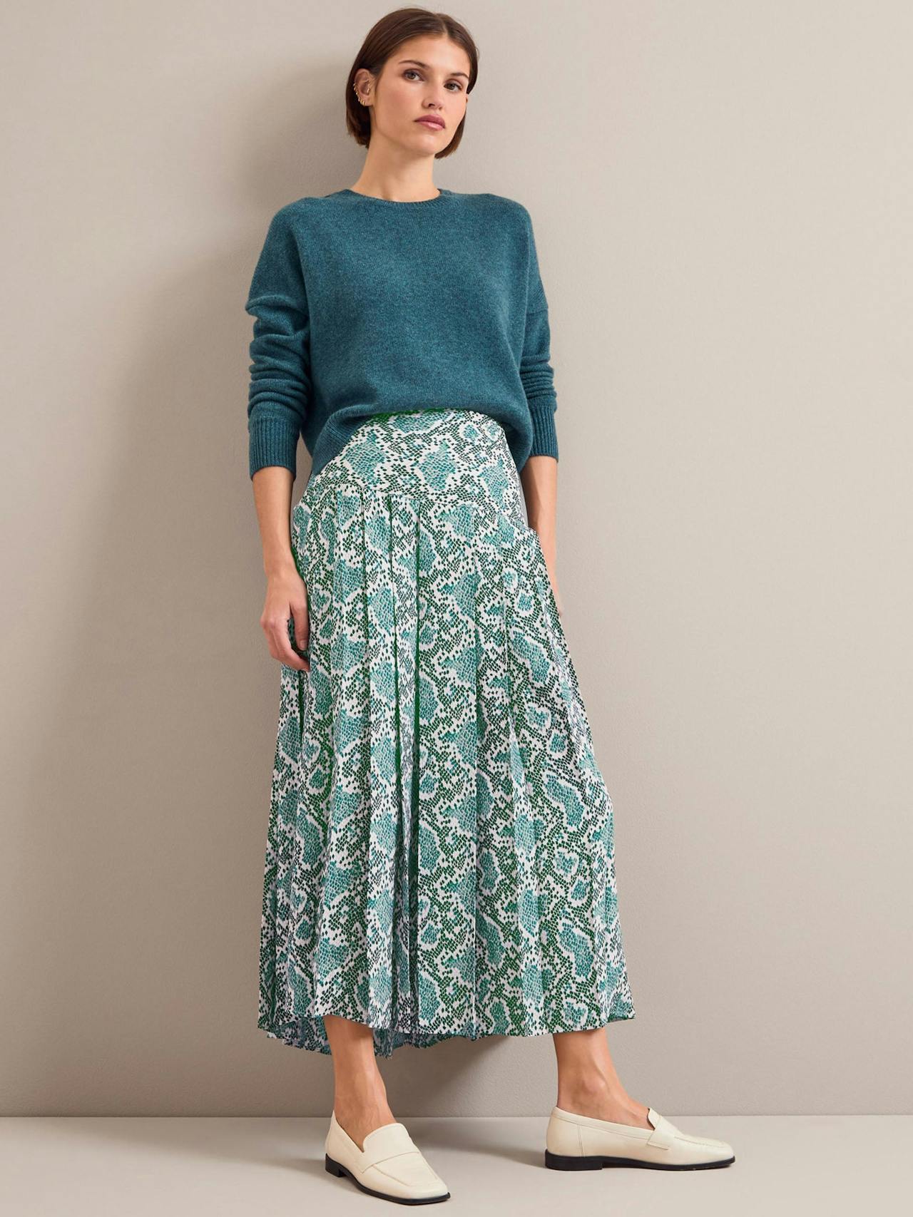 Green snakeskin print Sienna maxi skirt Skirt Cefinn    - Collagerie