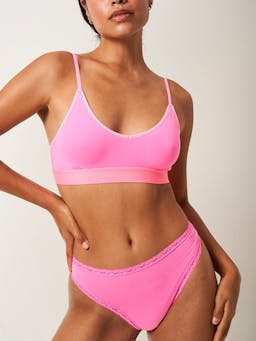 Hot pink t-shirt bra T-shirt Bra Stripe & Stare    - Collagerie