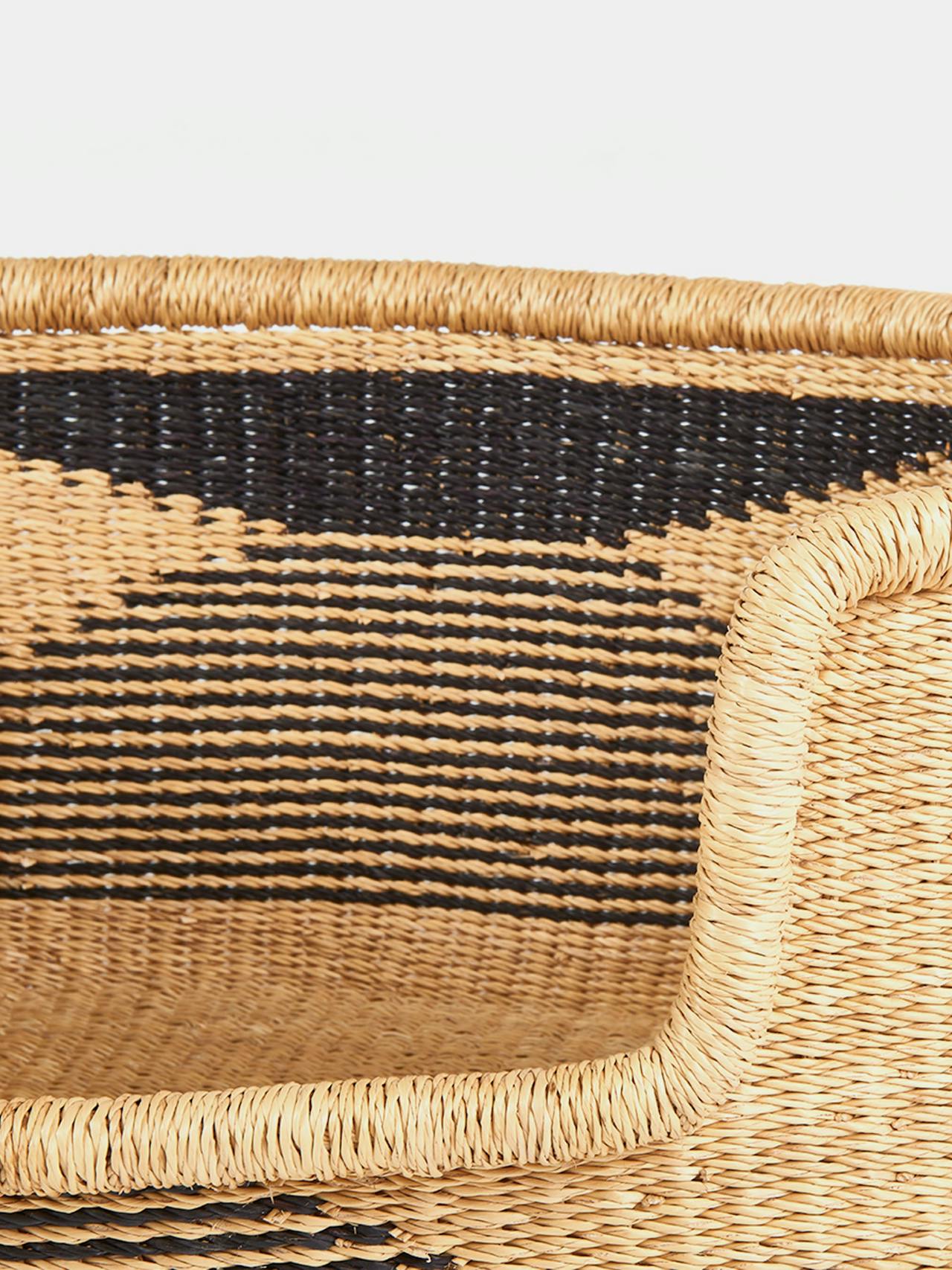 Medium woven pet basket 1 Pet Basket Hadeda    - Collagerie