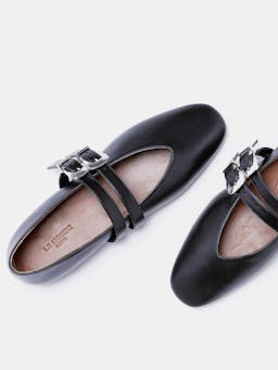 Black leather Claudia slippers Shoes Le Monde Beryl    - Collagerie