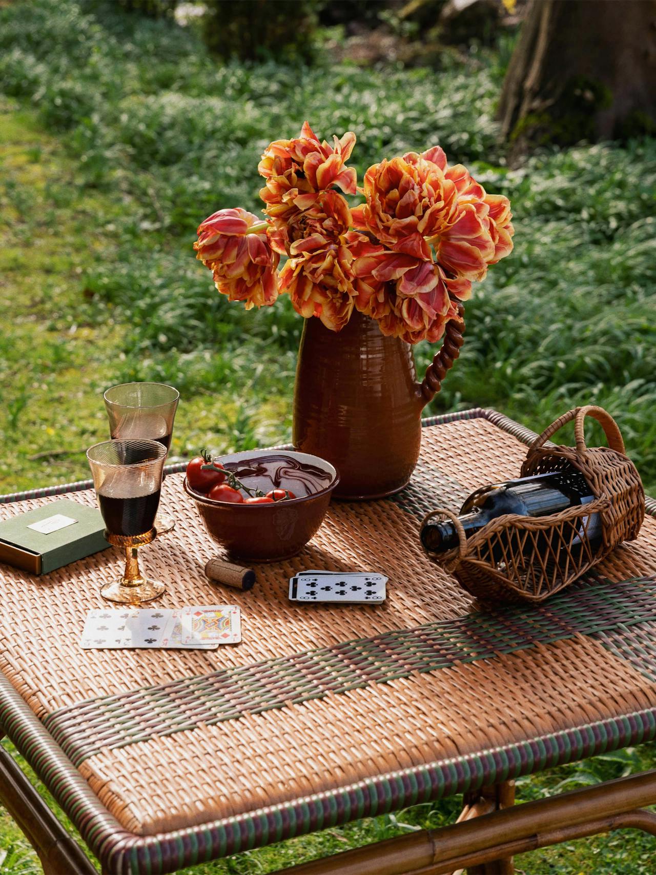 Emerson outdoor dining table Rattan Sharland England    - Collagerie