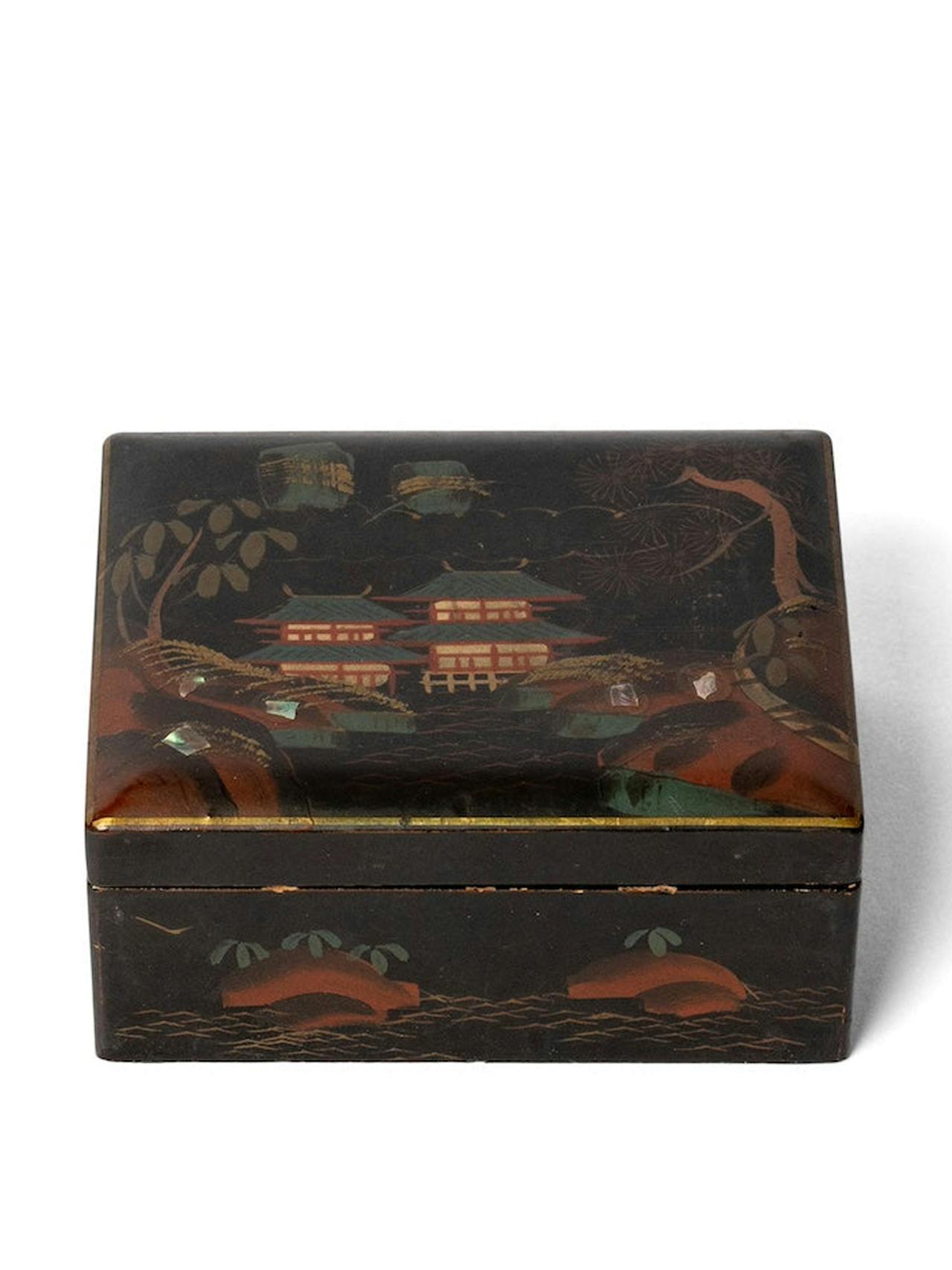 Chinoiserie box