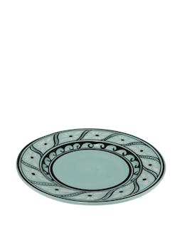 Gigi aqua dinner plate Interiors Carolina Irving & Daughters    - Collagerie