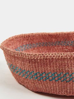 Sisal bread basket in blush 2 Basket Hadeda    - Collagerie