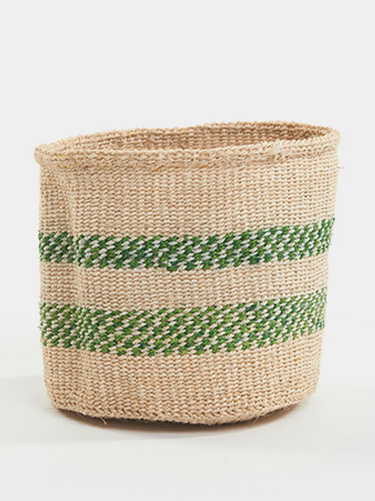 Small practical weave basket, 4