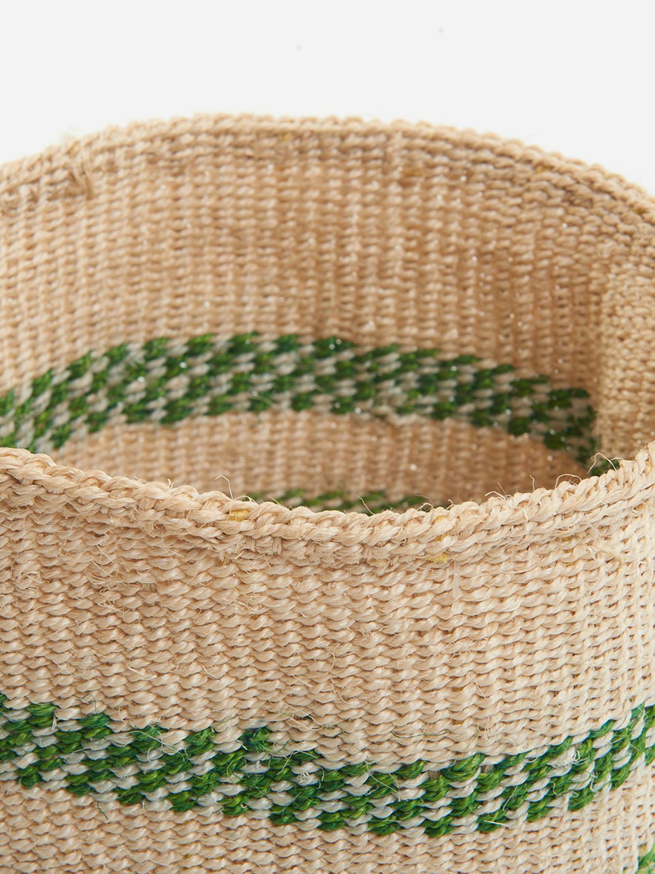 Small practical weave basket, 4 Basket Hadeda    - Collagerie