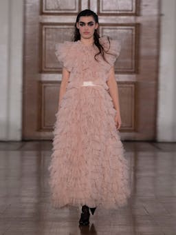 Annalise gown peach tulle Gown Huishan Zhang    - Collagerie