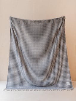 Cashmere blanket in charcoal star houndstooth Home > Blankets > Cashmere Blankets > Large TBCo    - Collagerie