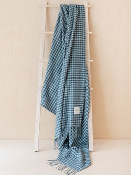 Cashmere blanket in green star houndstooth Home > Blankets > Cashmere Blankets > Large TBCo    - Collagerie