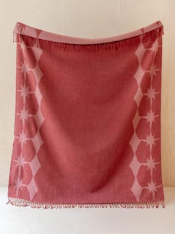 Lambswool blanket in reversible pink celestial Home > Blankets > Lambswool Blankets > Large TBCo    - Collagerie