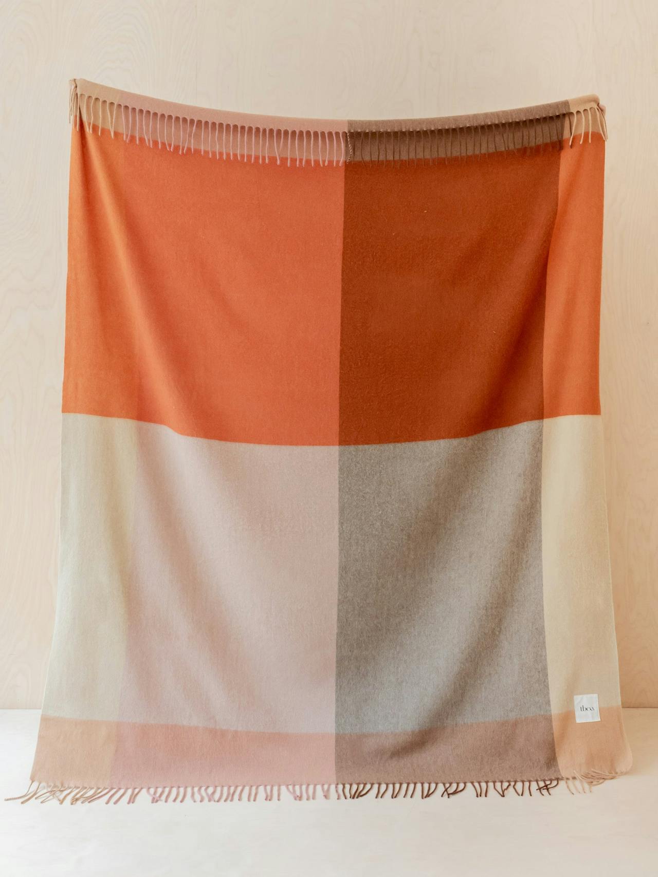 Lambswool blanket in rust frame check Home > Blankets > Lambswool Blankets > Large TBCo    - Collagerie