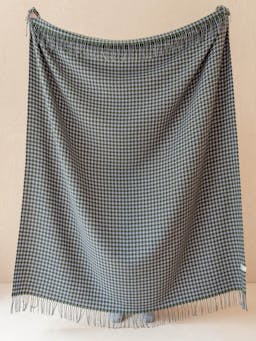 Olive houndstooth lambswool blanket Lambswool Blankets - Lifestyle Full TBCo    - Collagerie