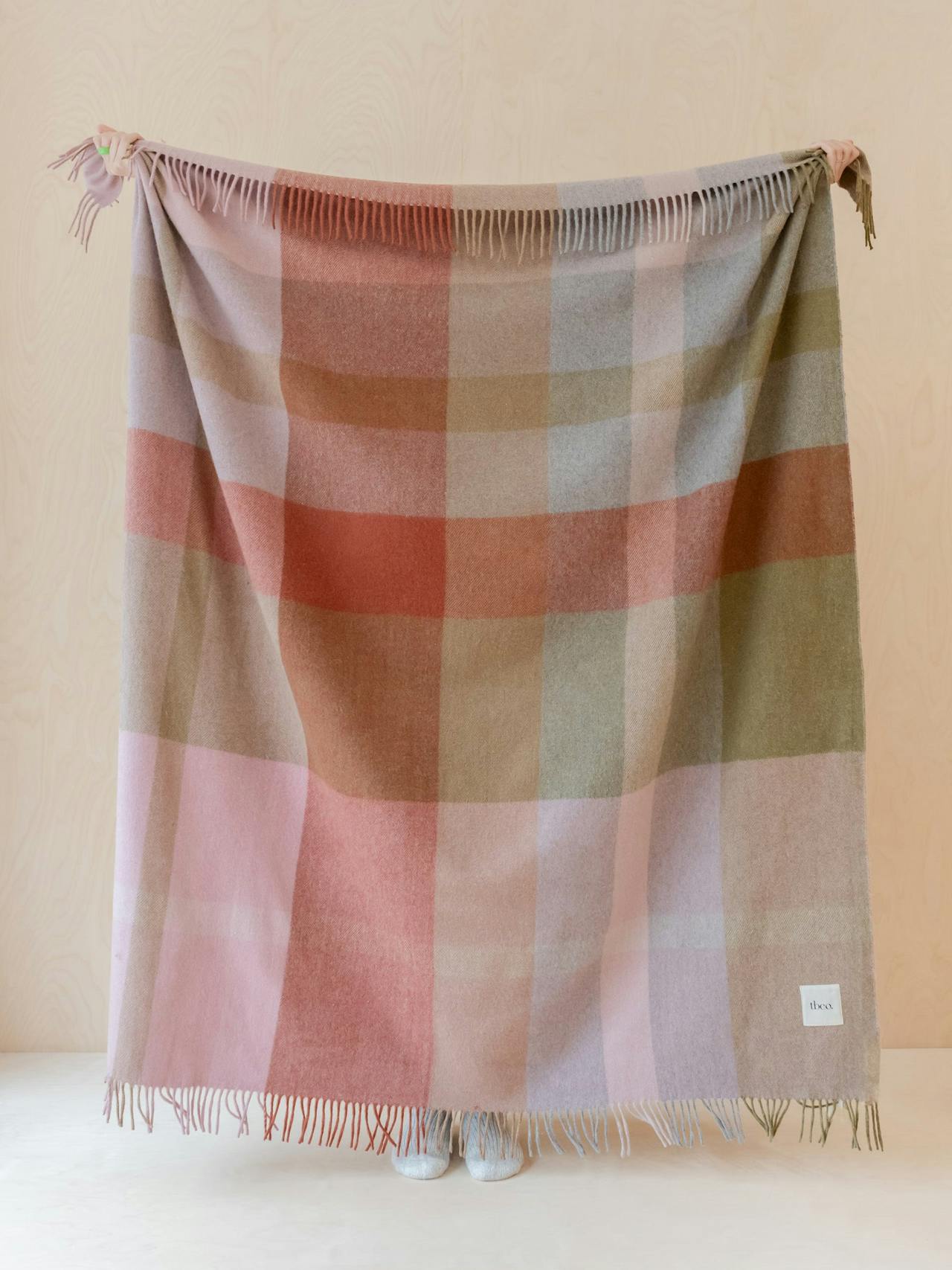 Recycled wool blanket in pink oversized patchwork check Home > Blankets > Recycled Wool Blankets > Large TBCo    - Collagerie