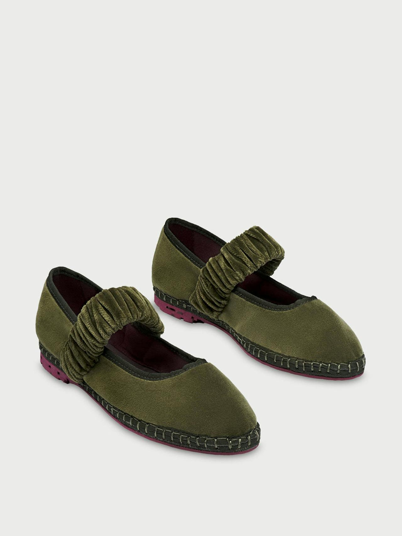 Olive green Mafalda jade flats Mafalda Flabelus    - Collagerie