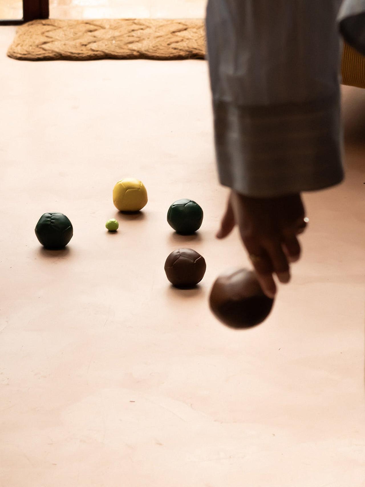 Indoor boules set  Not Another Bill    - Collagerie