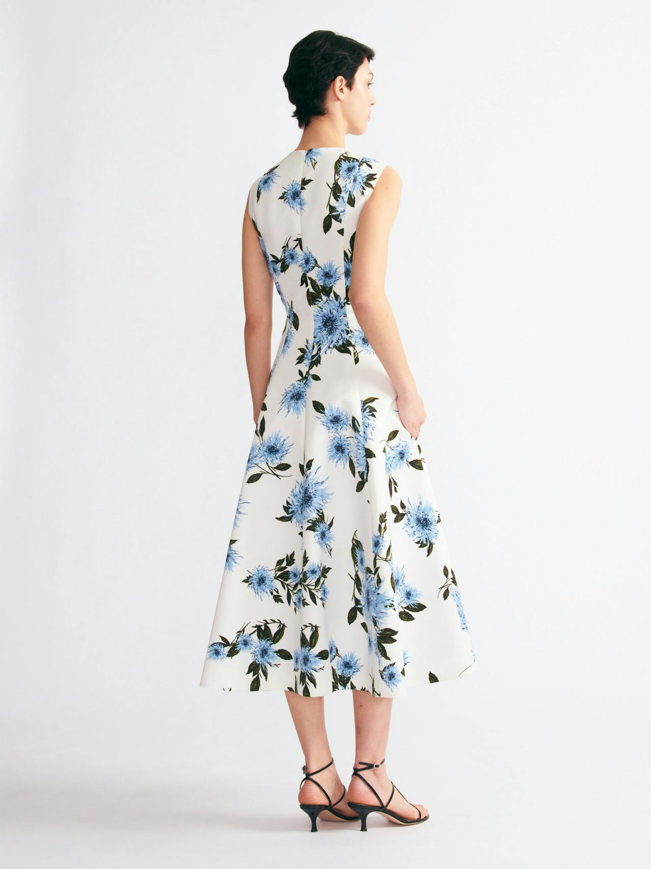 Mara dress in blue dahlia floral print taffeta faille Dresses Emilia Wickstead    - Collagerie