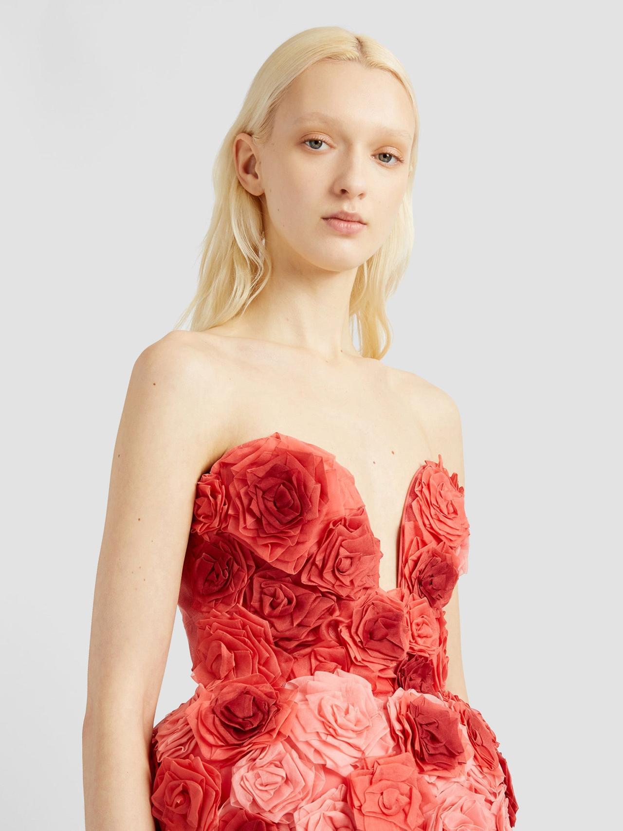 Strapless 3D roses gown PF24_F1G4_PSR Erdem    - Collagerie