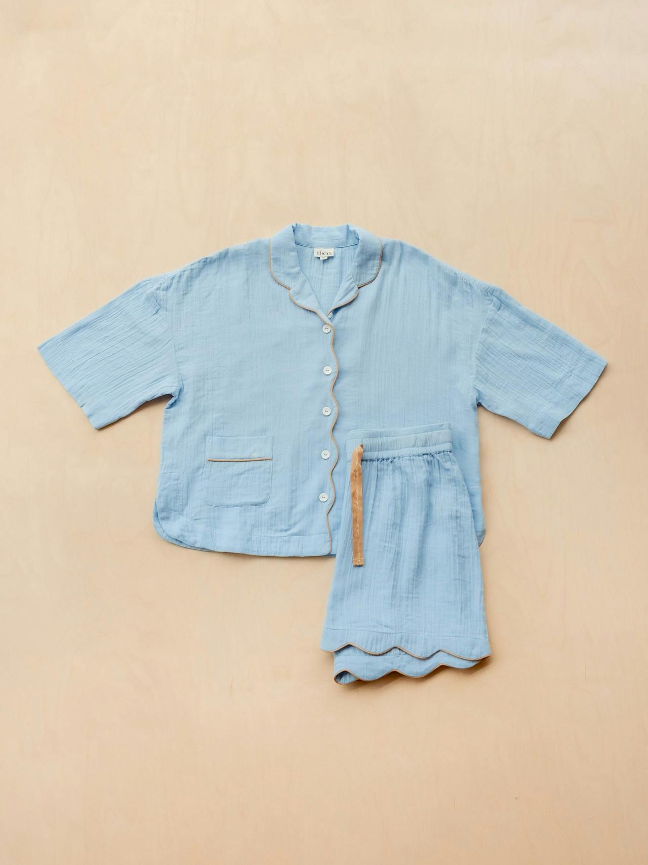 Cotton pyjamas in blue scallop