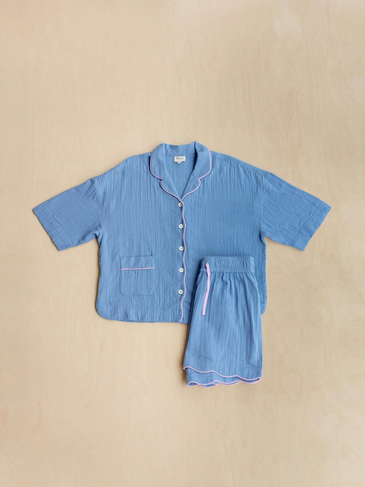 Cotton pyjamas in cornflower scallop