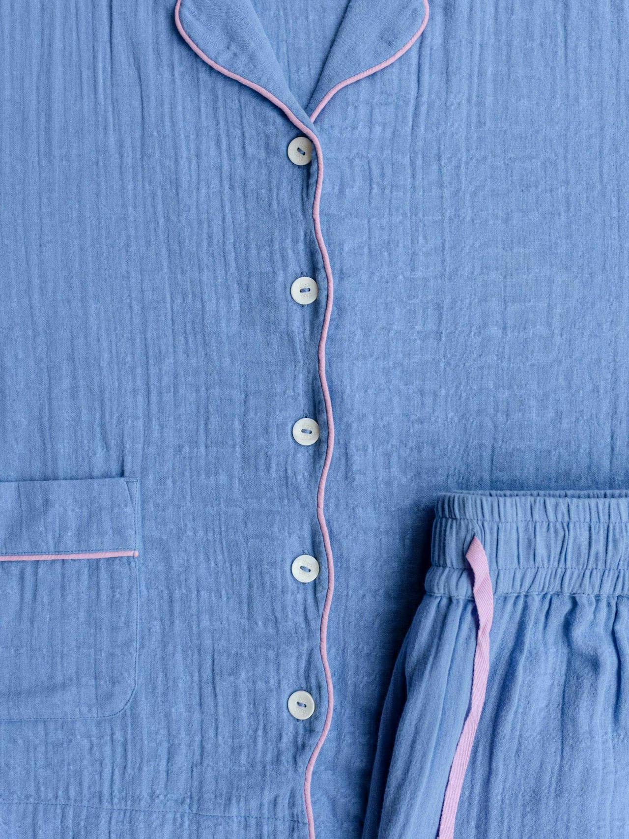 Cotton pyjamas in cornflower scallop Style > Womens Sleepwear > Cotton Pyjamas > Short TBCo    - Collagerie