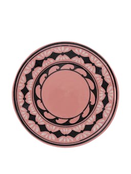 Gigi pink dessert plate Interiors Carolina Irving & Daughters    - Collagerie