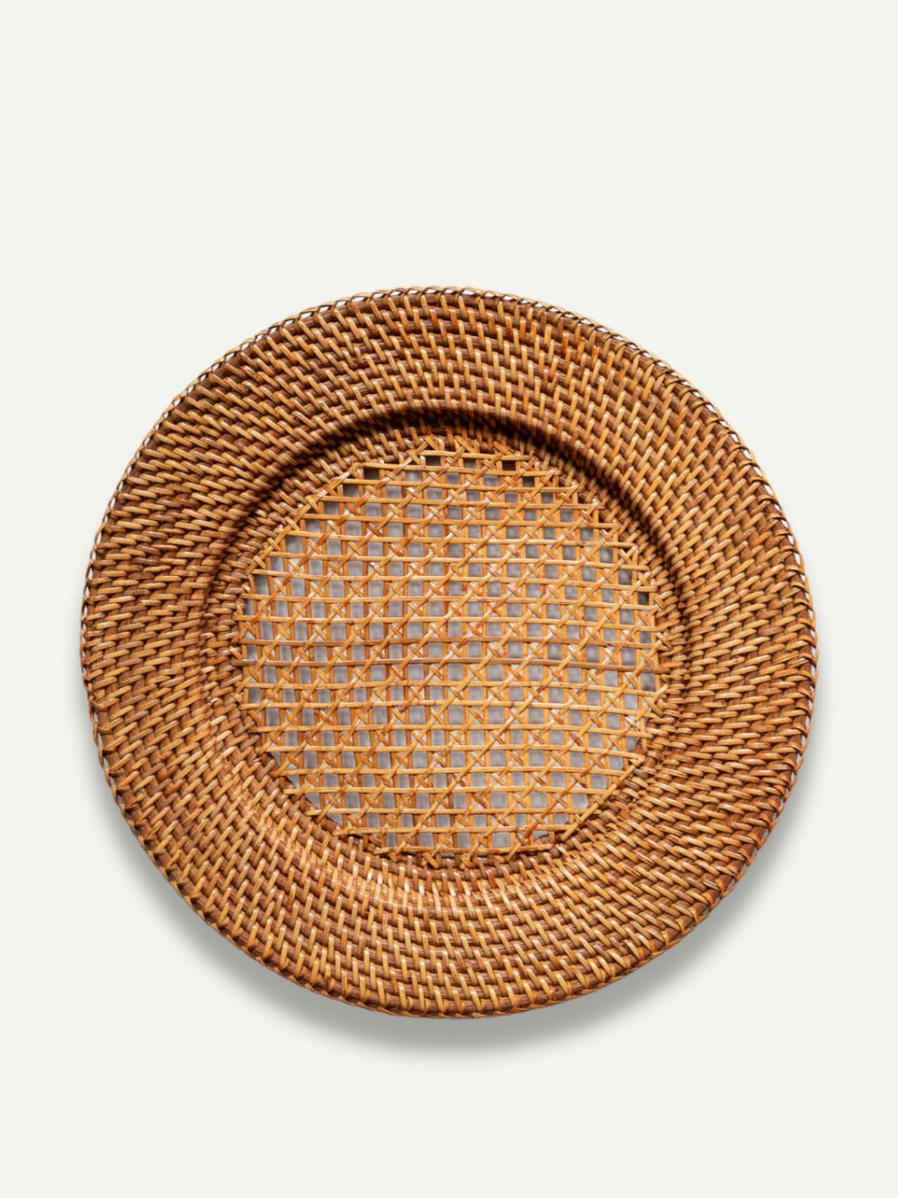 Rattan charger plate