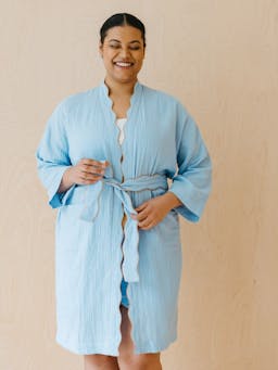 Cotton robe in blue scallop  TBCo    - Collagerie