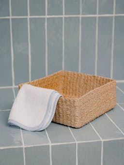 Medium abaca square storage basket Home Decor Rebecca Udall    - Collagerie