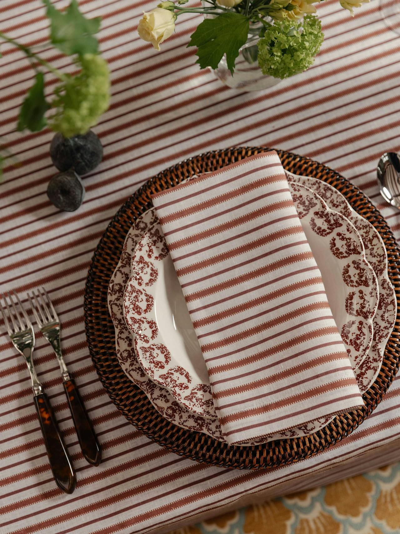 Victoria striped linen tablecloth in dusty rosewood Tablecloth Rebecca Udall    - Collagerie