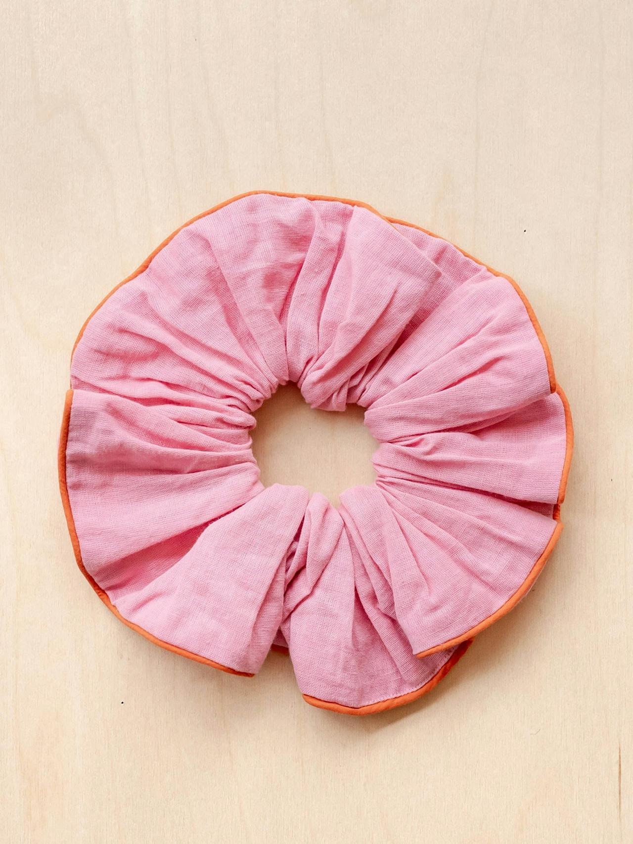 Pink cotton and linen oversized scrunchie Scrunchie TBCo    - Collagerie